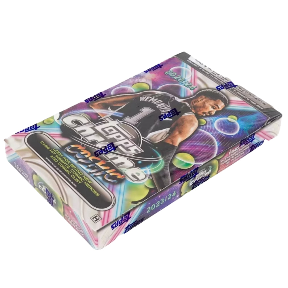2023-24 Topps Cosmic Chrome Basketball Hobby Box med basketbilder, samlarkort och sällsynta inserts för samlare.