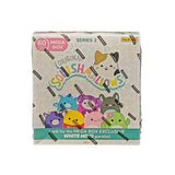 2025 Panini Squishmallows Series 2 Mega Box med samlarkort och exklusiva klistermarken.