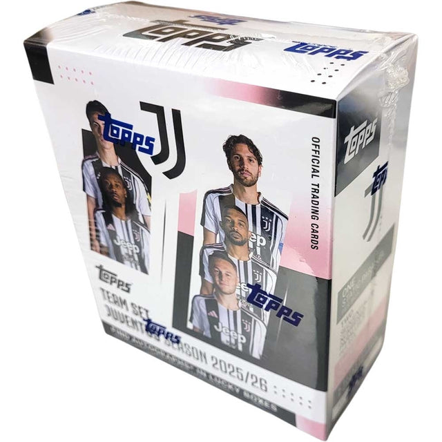 Topps Juventus 25/26 Team Set officiella fotbollskort, samlarbox med stjärnspelare från Juventus FC.