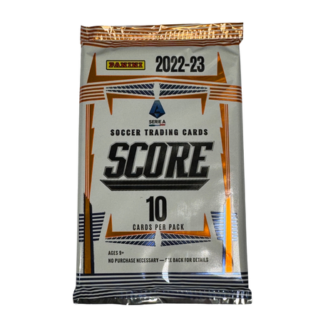 Panini Score Serie A 22/23 boosterpack med fotbollskort för samlare.