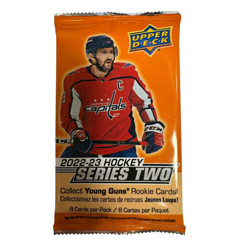 Hockeykort Upper Deck NHL 22-23 Series 2 i ooppnat retail pack for samlare.